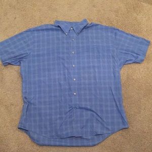Van Heusen short sleeve shirt